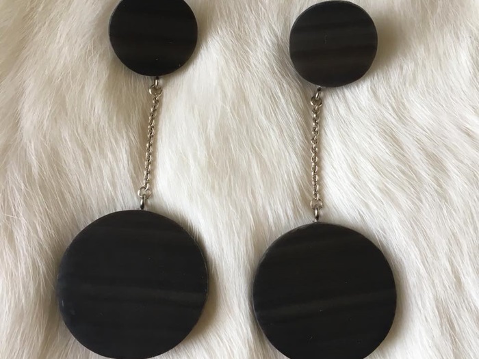 Ugly Fish baleen circle & silver drops