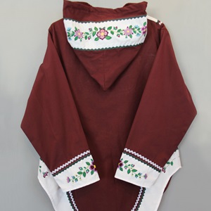 Short Tail Sikipak with Embroidery (2015)