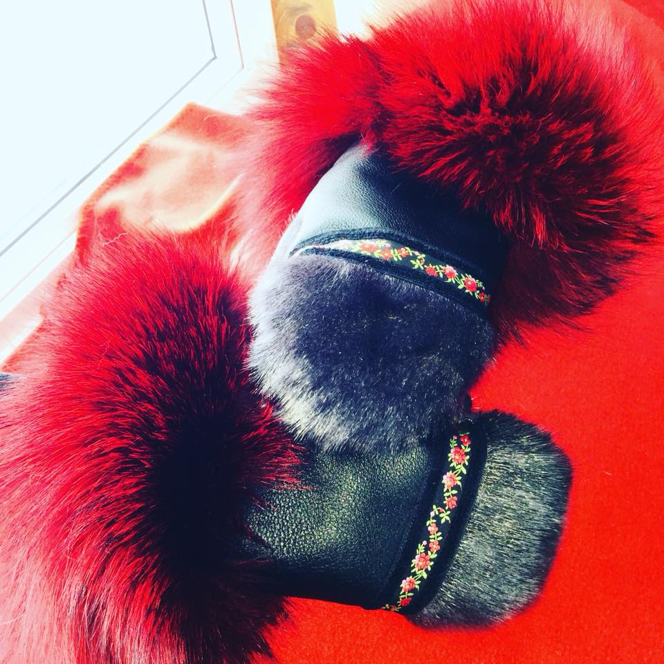 Sealskin, leather and fur mitts