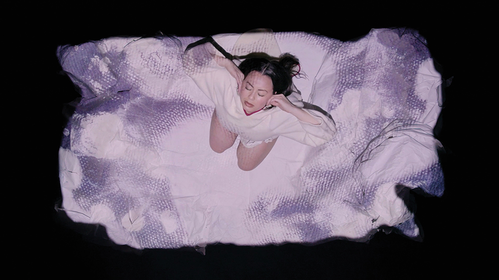 Itqaqhaijuq / Tries to Remember (still) (2021)