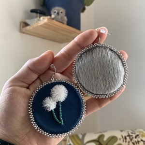 Pualunngua circle earrings (2021)