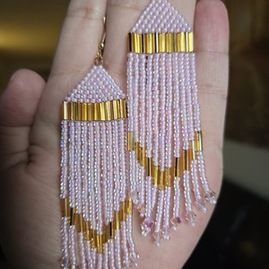 Pastel pink fringe earrings (2024)