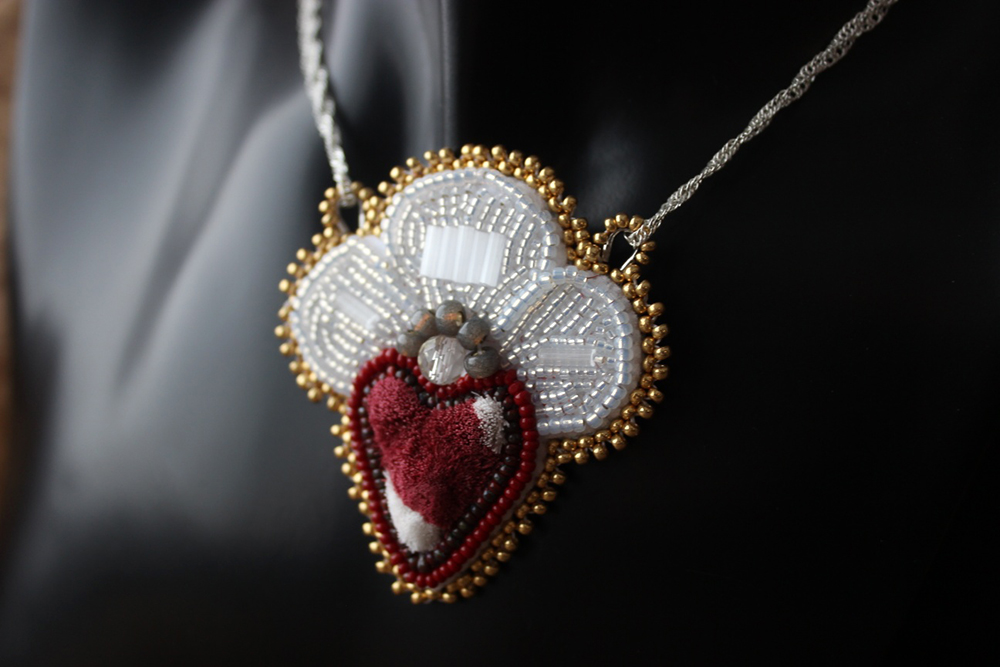 Tuktu Steak with Tunnuq necklace (2021)