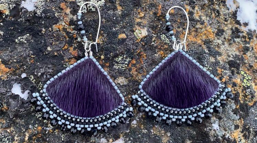 Purple sealskin ulus with rainbow grey beads (2021)