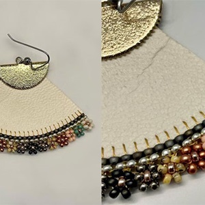 Naluaq earrings with floral beads (2022)