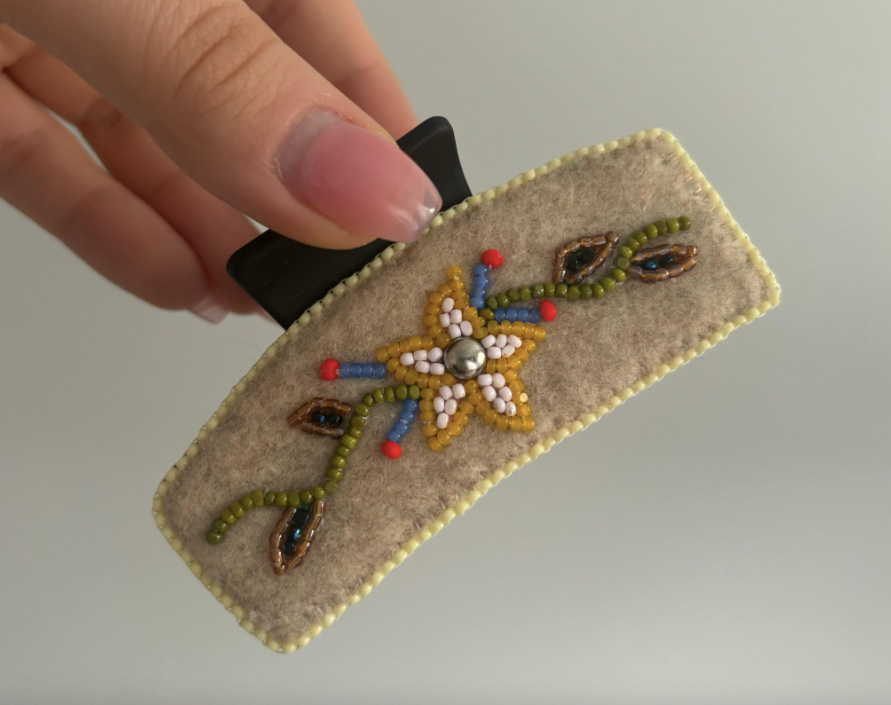 Flower hair clip (2024)