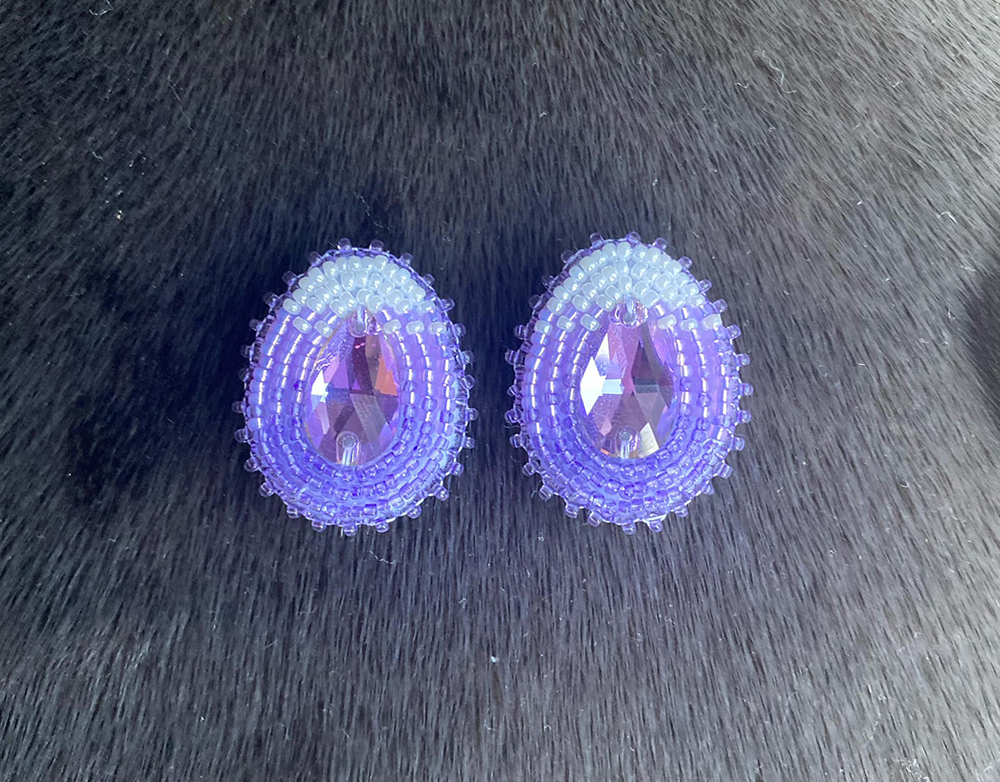 Purple ombre stud earrings (2022)