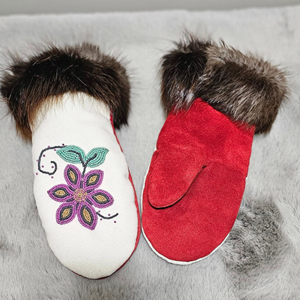 Beaded Melton/Hide Mitts (2021)
