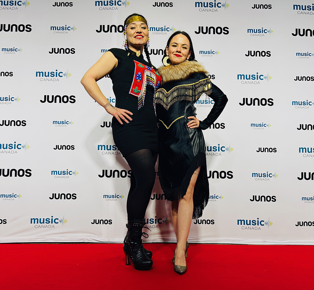 Iva and Angu at the 2023 Junos