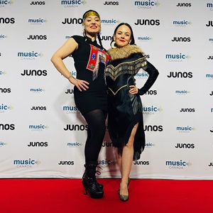 Iva and Angu at the 2023 Junos