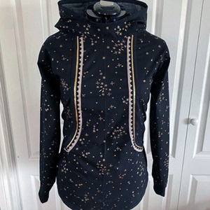 Black kalikuk (2022)