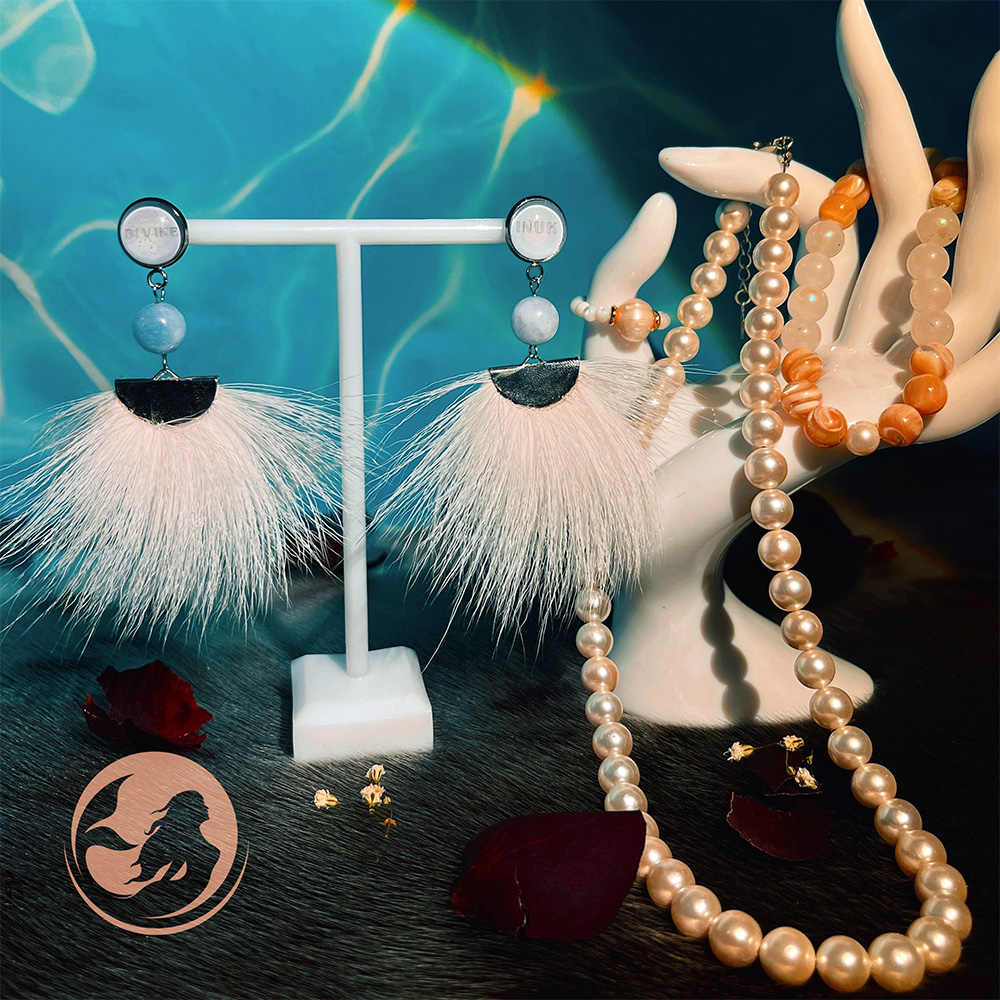 Tuktu “Divine Inuk” Hiutirutit (2023)