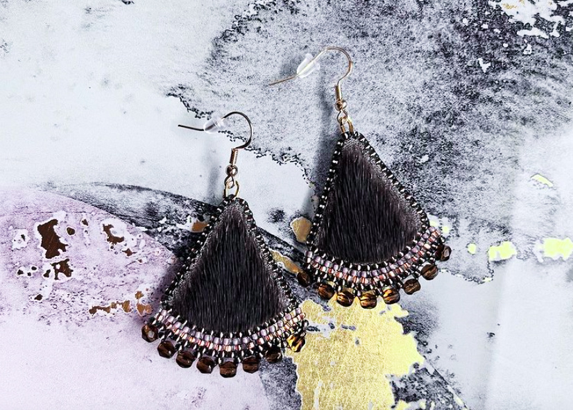 Sealskin and black bead earrings (2021)