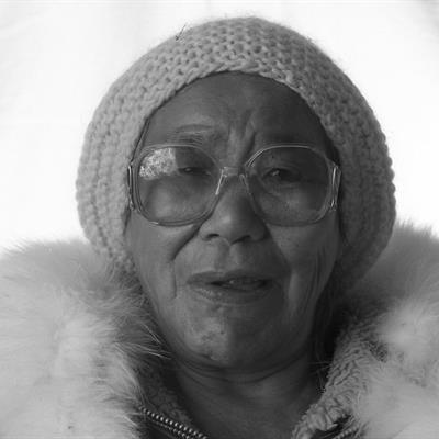 Eva Talooki Aliktiluk