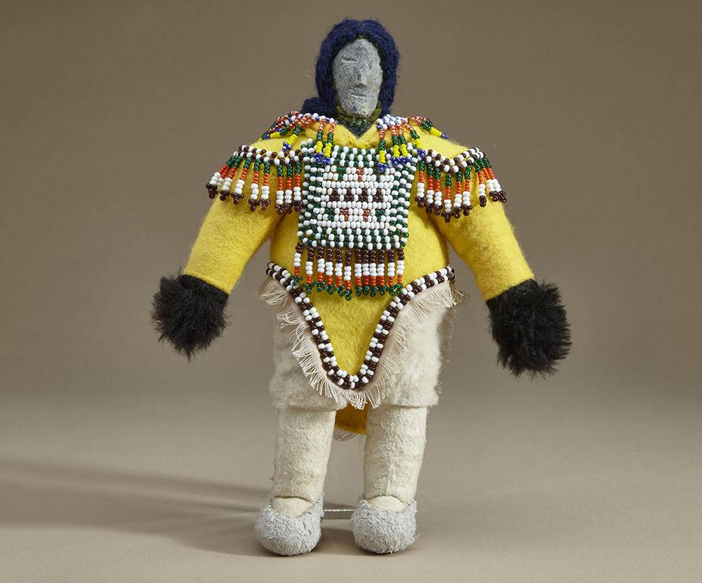 TalookiAliktilukEvaWOmanWithPlaitedHairInBeadedAmauti