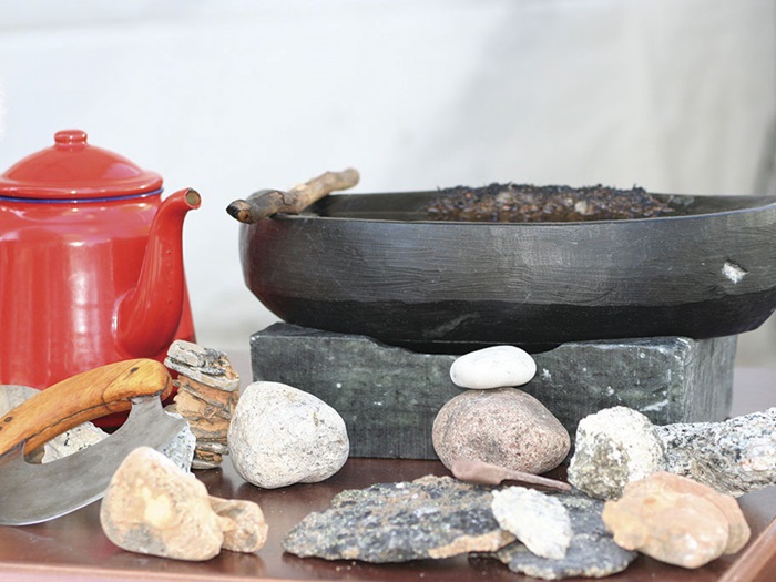 PottleBarryStillLife(Inuit)