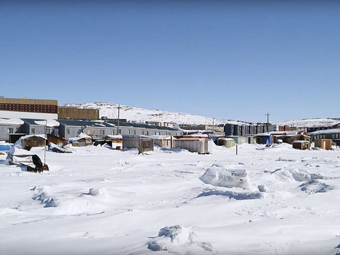 FolgerMosha(FolgerTulugaqProductions)IgluAngirraqStill