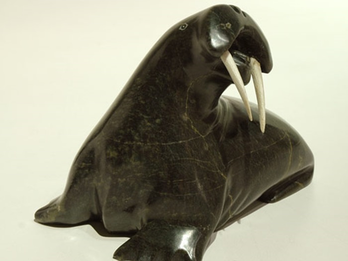 QimirpikKellypalikWalrus