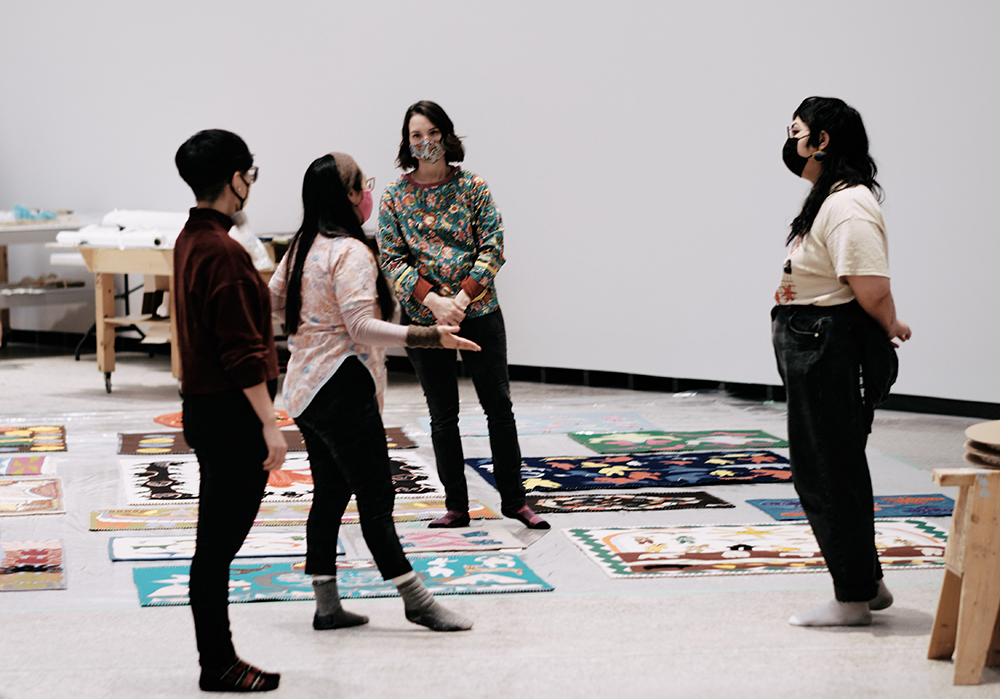 PiirainenJocelynAsinnajaqUlujukZawadskiKristaKablusiakINUAInstallationQaumajuqPhotoCalvinLeeJoseph