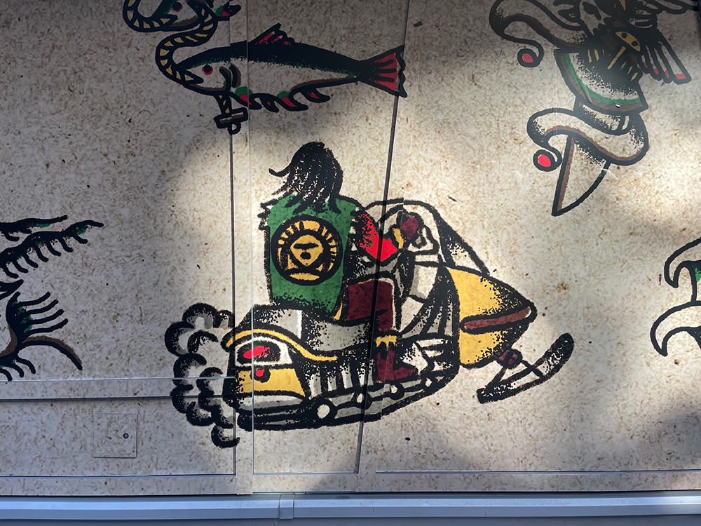 AleekukKyleUpFrontMuralDetail