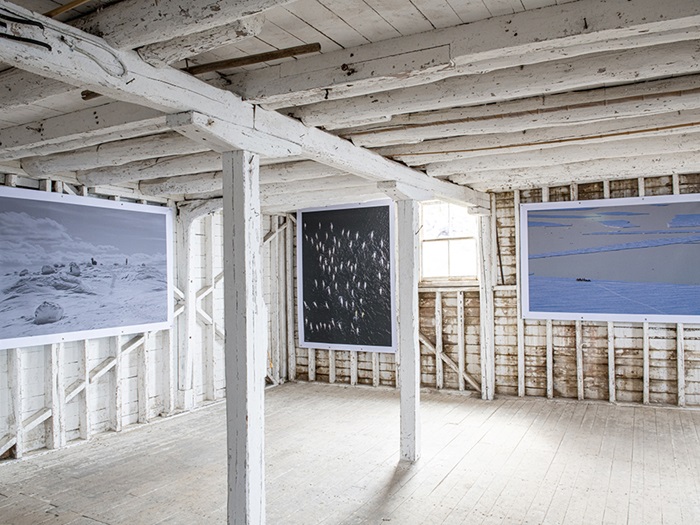 2021_Installation view, Regeneration _ Piguttaugiallavalliajuk _ Ussanitauten - Seven Northern Labrador Photographers