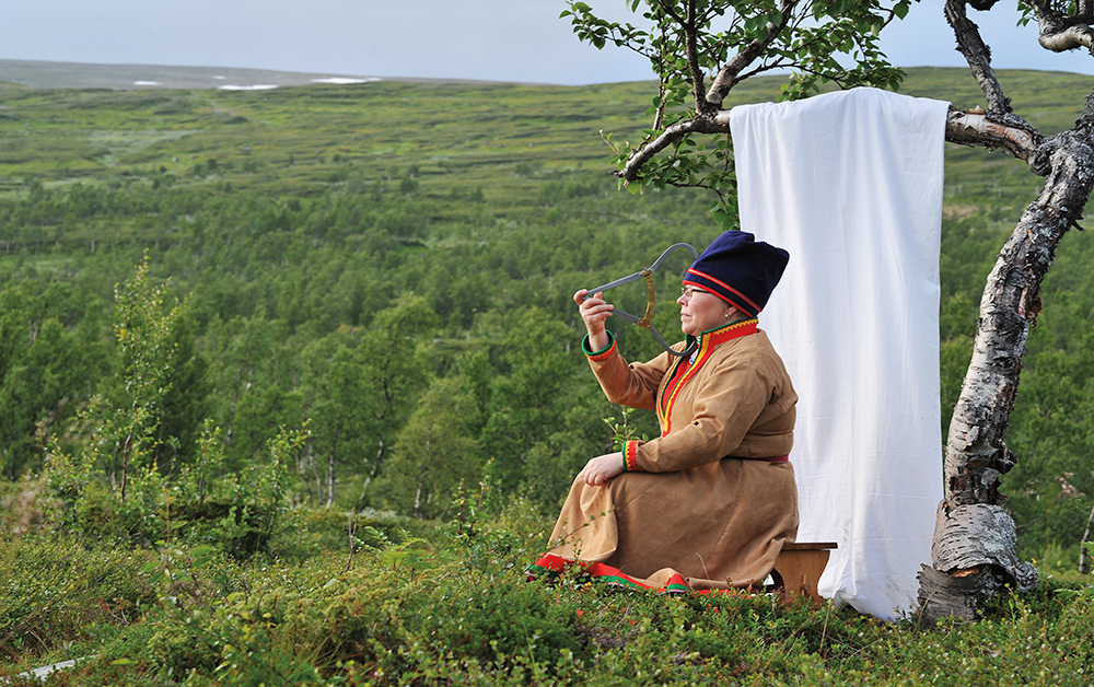 KatarinaPirakSikku_DefenselessHome_2015