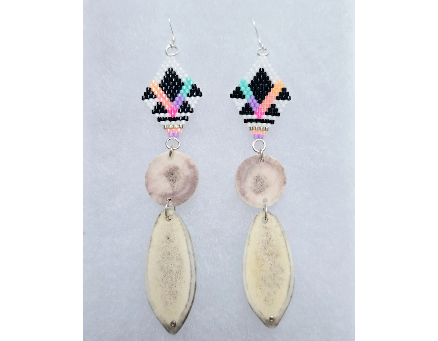 ajdonovan_signaturestudantler_RE