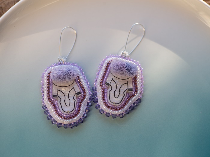 Tegan Voisey Tufted Amauti